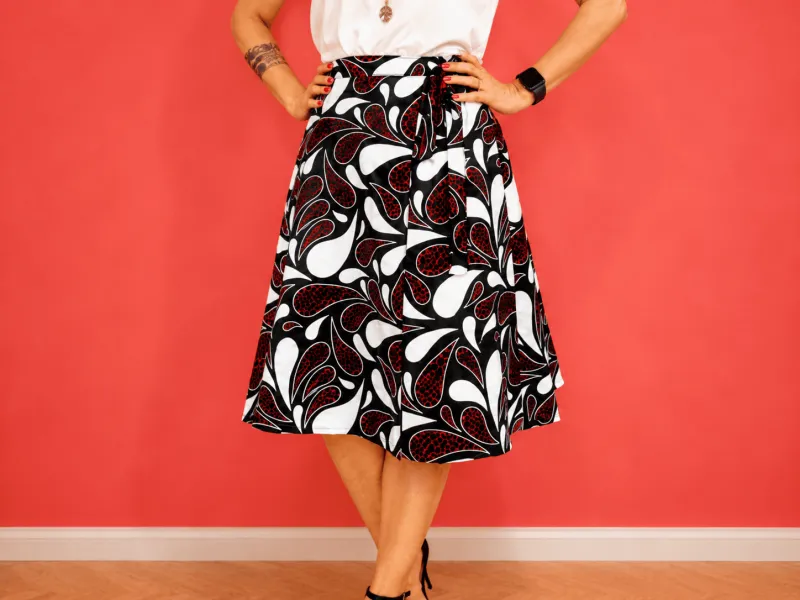 Black-and-white wrap-over skirt sewn in Level 3